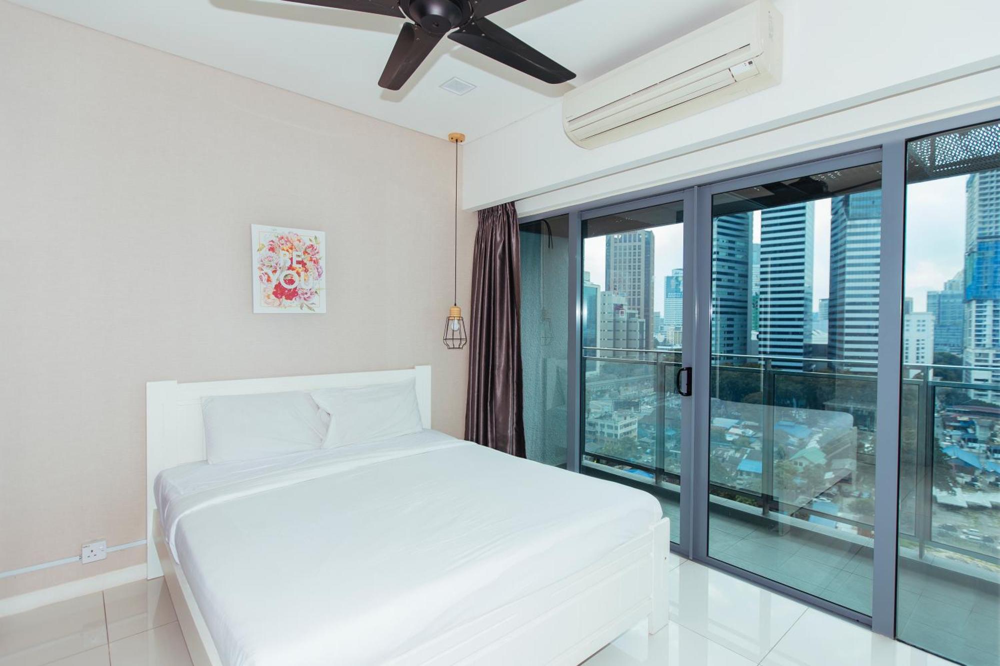 Summer Suites Klcc By Apartx กัวลาลัมเปอร์ ภายนอก รูปภาพ
