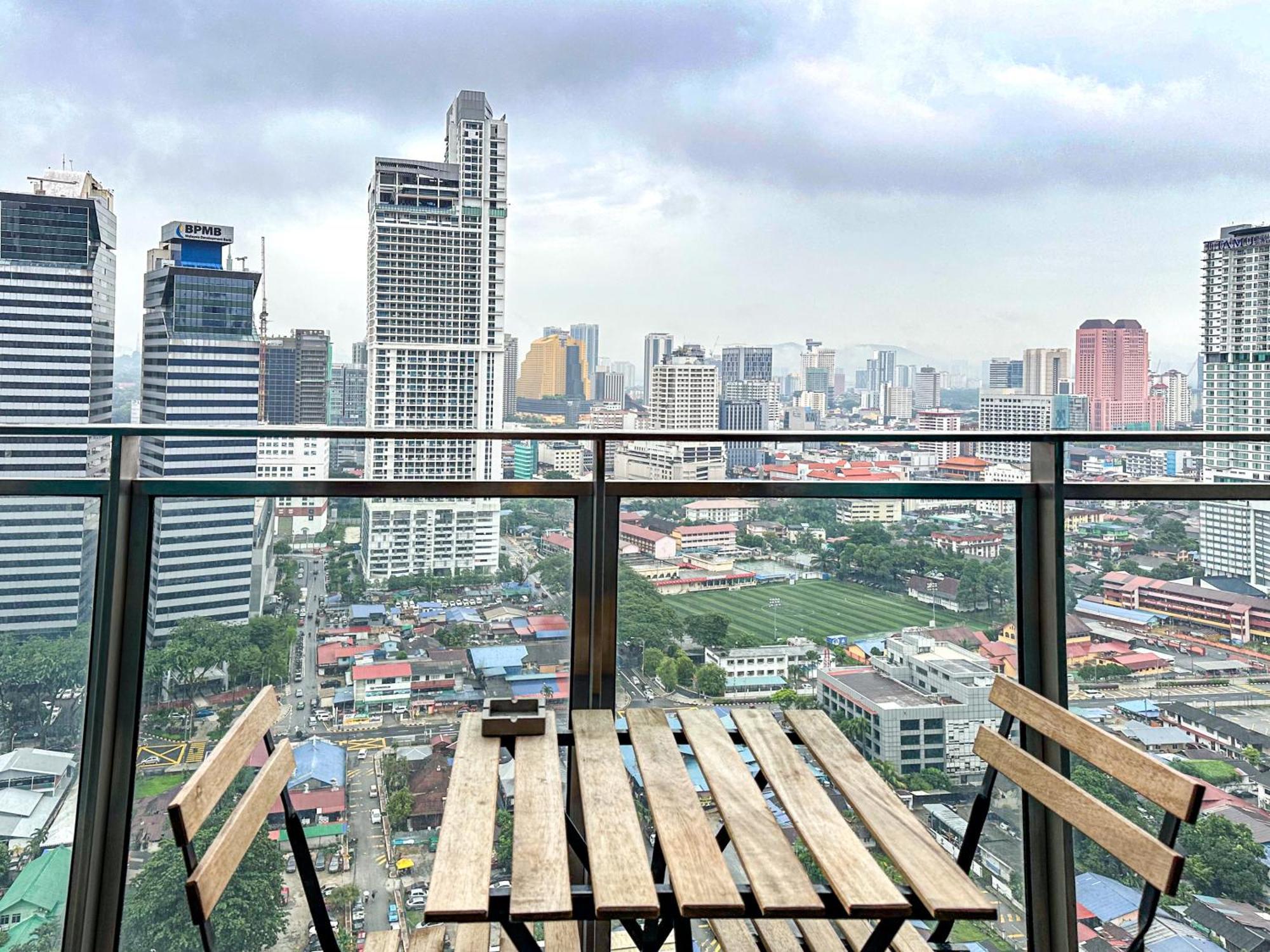 Summer Suites Klcc By Apartx กัวลาลัมเปอร์ ภายนอก รูปภาพ